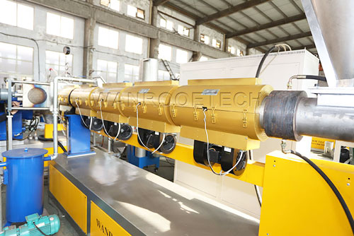 Plastic Barrel Recycling Bucket Granulator Pelletizer Machine First Stage Screw Extruder